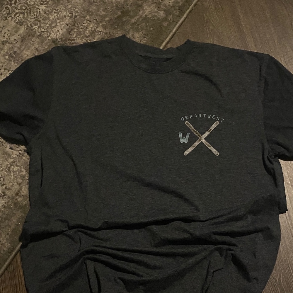 Department West Charcoal Men's Tee size large